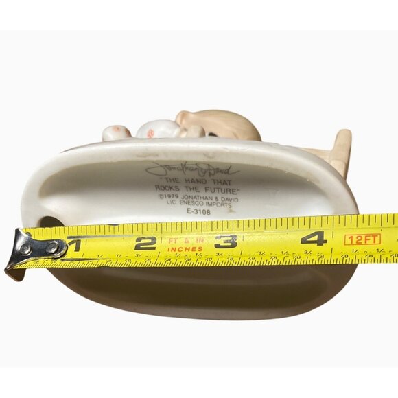 Prements Figurine "The Hand That Rocks The Future" 1979 Collectible - Picture 11 of 13